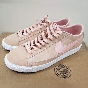 Nike Blazer low "Artic Orange", Men's size 11, Artic Orange/ pink